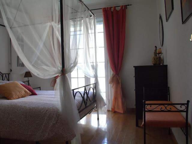 Gaudi'S Bcn Penthouse Apartment Barcelona Bagian luar foto